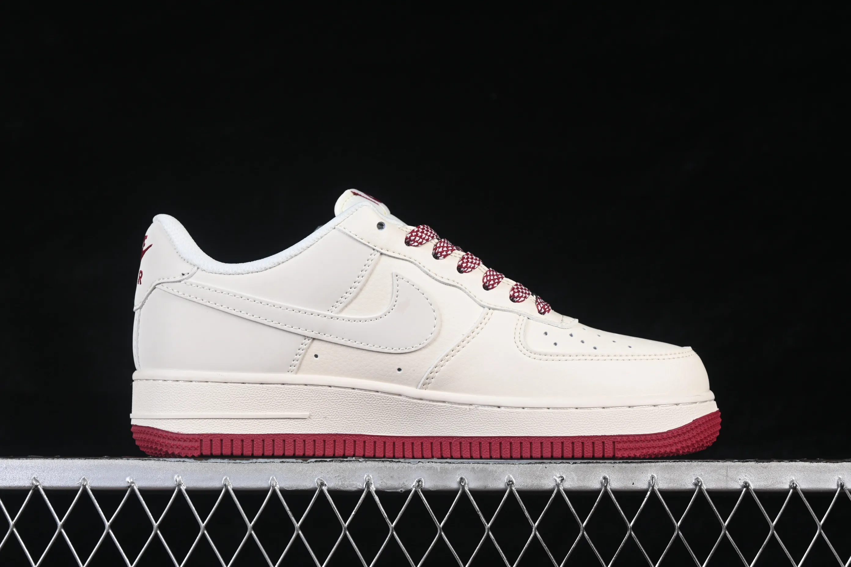 All Categories Nk Air Force 1 Air Force Series Nk Air Force 1 Low Air Force Low Nike Air Force 1'07 Low Burgundy Three Hook Air Force One Low Casual Sneakers JP2026-106